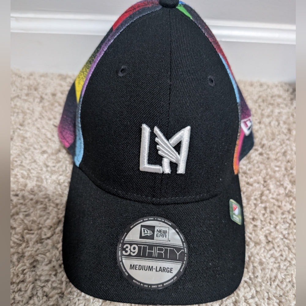 New Era Black 39THIRTY Cap